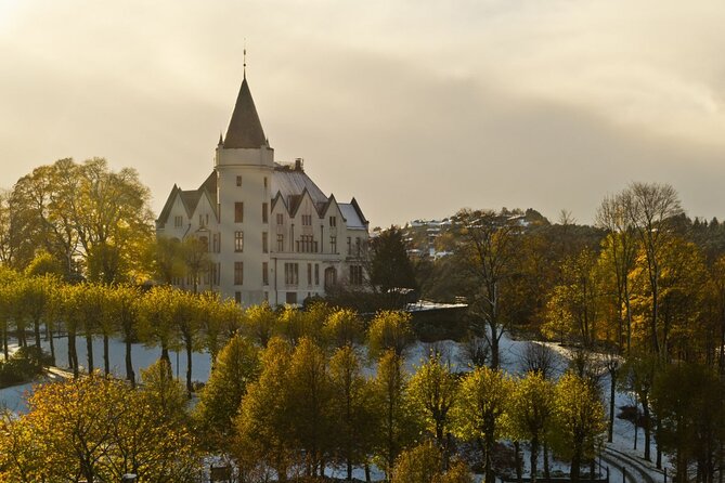 Bergen: Guided Tour by Minibus With Local Guide & Photostops - Tour Overview