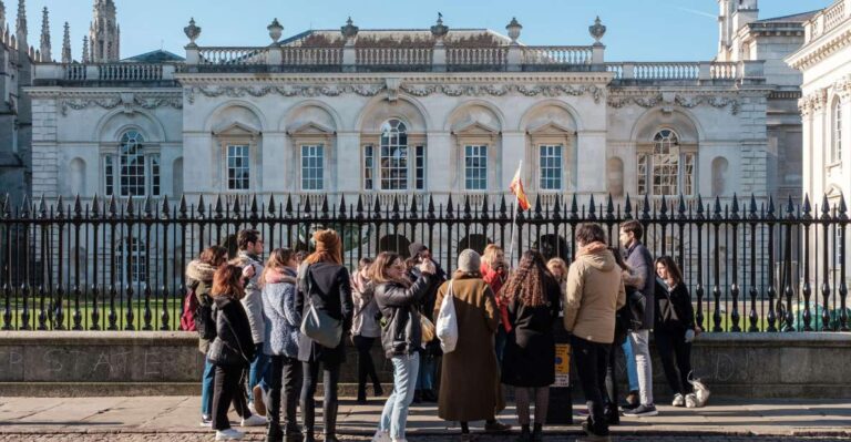 Cambridge: English Local Guided Walking Tour Tour Overview