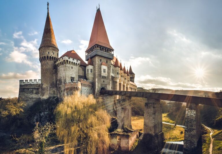 Cluj: Turda Salt Mine, Corvin Castle, Alba Carolina Tour Tour Overview