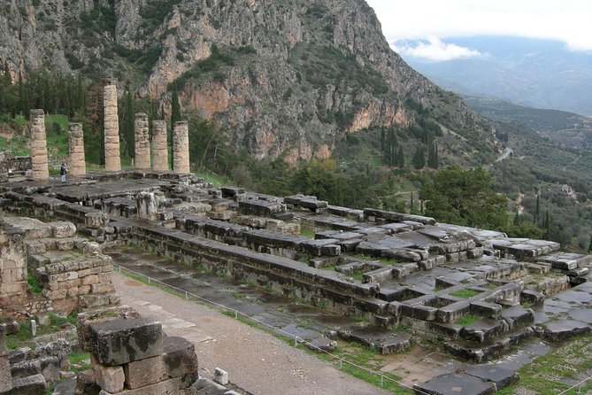 Delphi With Professional English Guide and Transportation - Overview of Delphi Tour