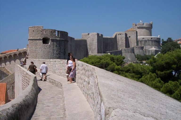 Dubrovnik: Old Town Highlights Guided Walking Tour Tour Overview