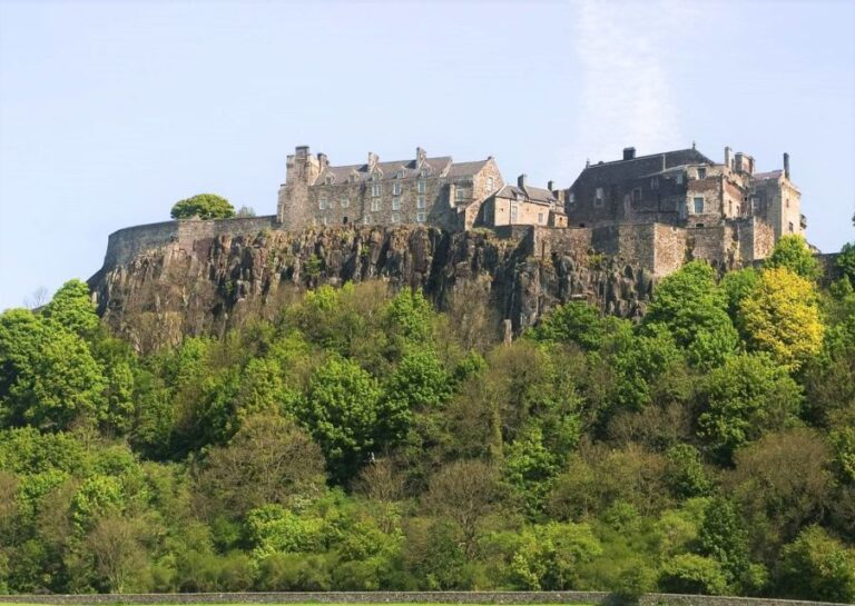 Edinburgh: Stirling Castle, Loch Lomond Walk & Whisky Tour Exploring Stirling Castles Rich History