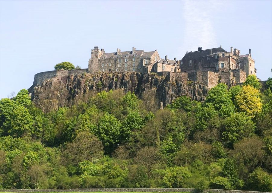 Edinburgh: Stirling Castle, Loch Lomond Walk & Whisky Tour - Exploring Stirling Castles Rich History