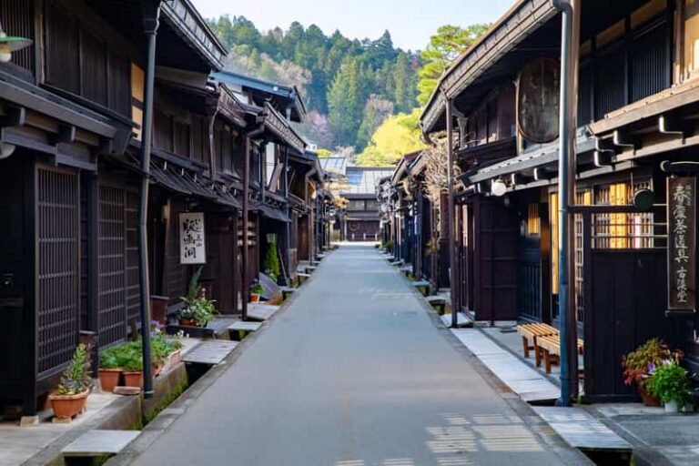 Hida: Takayama & Shirakawago Tour Review Tour Overview