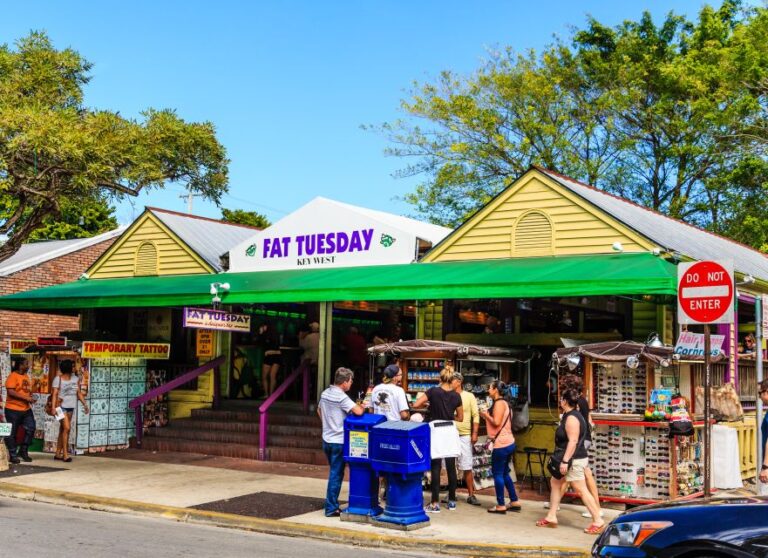 Key West: Haunted Pub Crawl Walking Tour Tour Overview