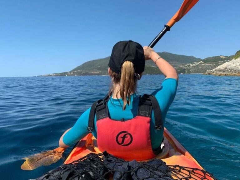 Lefkas, Nydri: Kayaking Day Trip To Scorpios And Meganisi Activity Overview