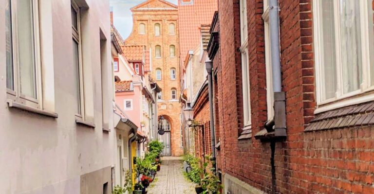 Lübeck: Self Guided Walking Tour Seafarers Quarter Overview Of The Walking Tour