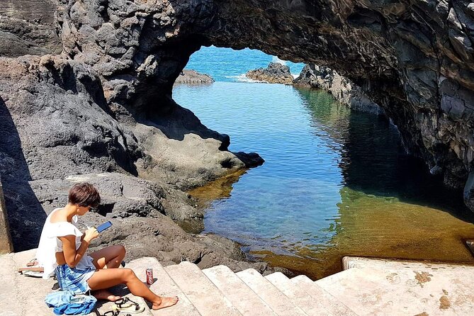 Madeira Private Jeep 4x4: Amazing West Full-Day Tour Incl Natural Pools - Explore Camara De Lobos Village