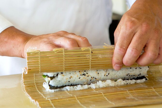 Make Sushi Rolls With Local Chef in Toronto - Exploring Torontos Sushi Culture