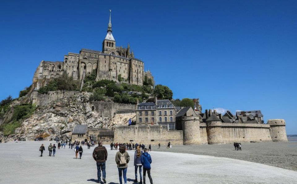 Mont-St-Michel: Small Group Guided Tour With Abbey Ticket - Activity Overview