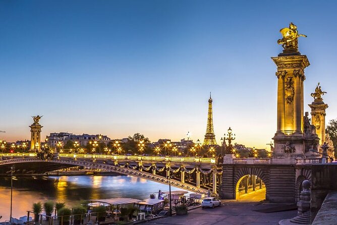 Paris Seine River Dinner Cruise With Rooftop and Live Singer - Overview of the Experience