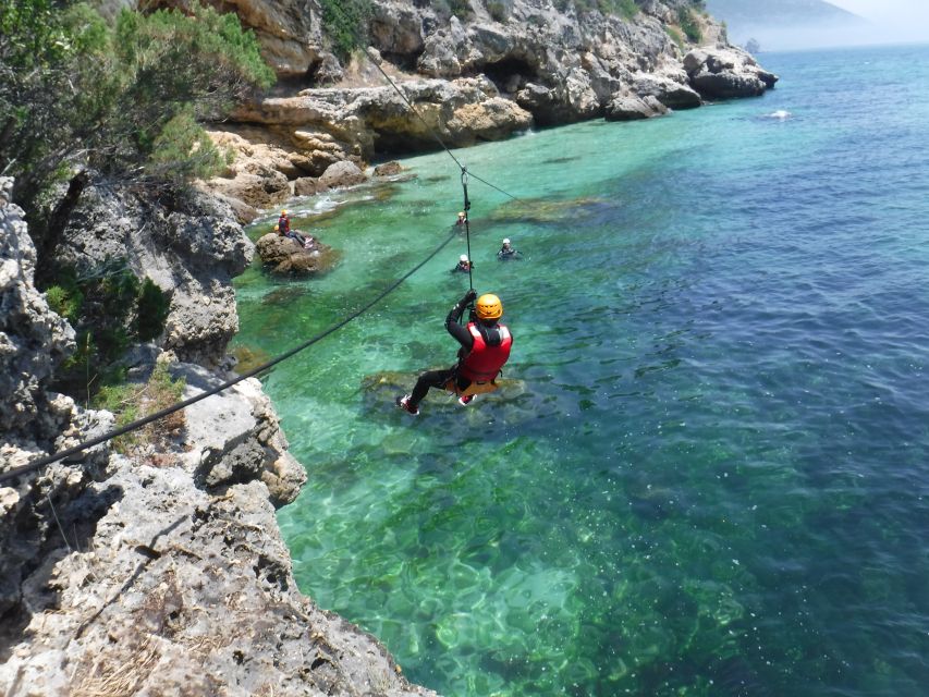 Portinho Da Arrábida: Coasteering Boat Tour - Coasteering Experience Overview