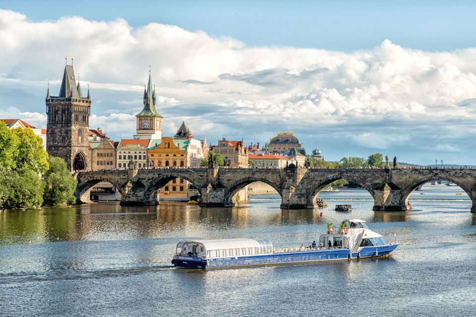 Prague: Vltava River Sightseeing Cruise - Cruise Overview