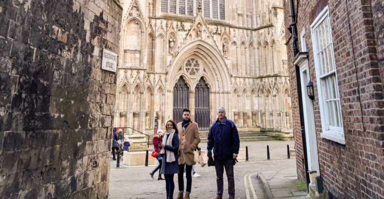 York: City Exploration Game Discover Yorks Captivating Secrets