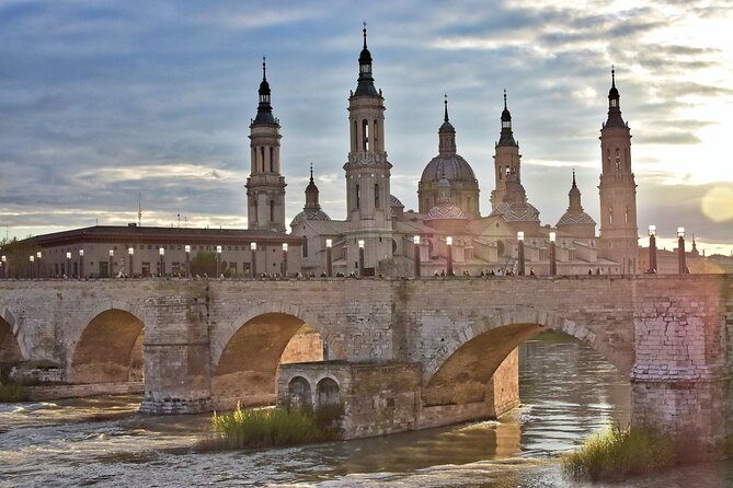 Zaragoza: Private Tour With a Local Guide - Whats Included