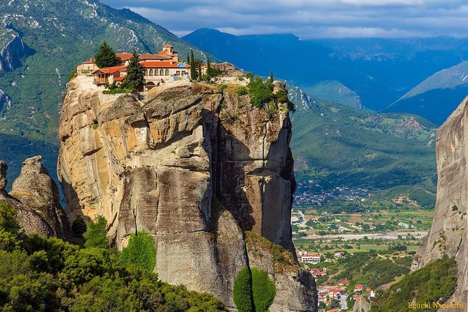 2-Days Rail Trip From Athens to Meteora - Key Points