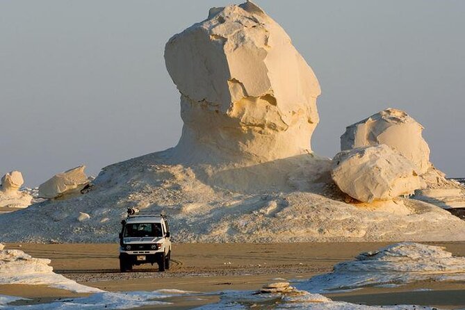 2 Day Bahariya Oasis White Desert Tour - Pickup and Meeting