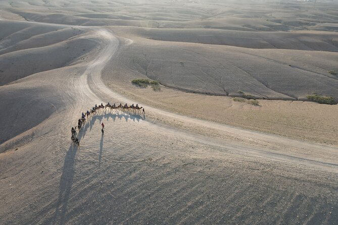 Agafay Desert : Dinner, Show, Sunset & Access to the Pool - Moroccan Entertainment and Cultural Show