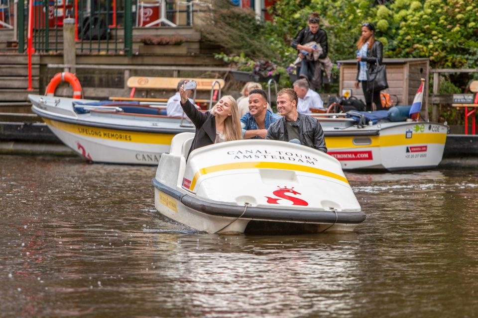 Amsterdam: 1 Hour Pedal Boat Rental - Experience Highlights