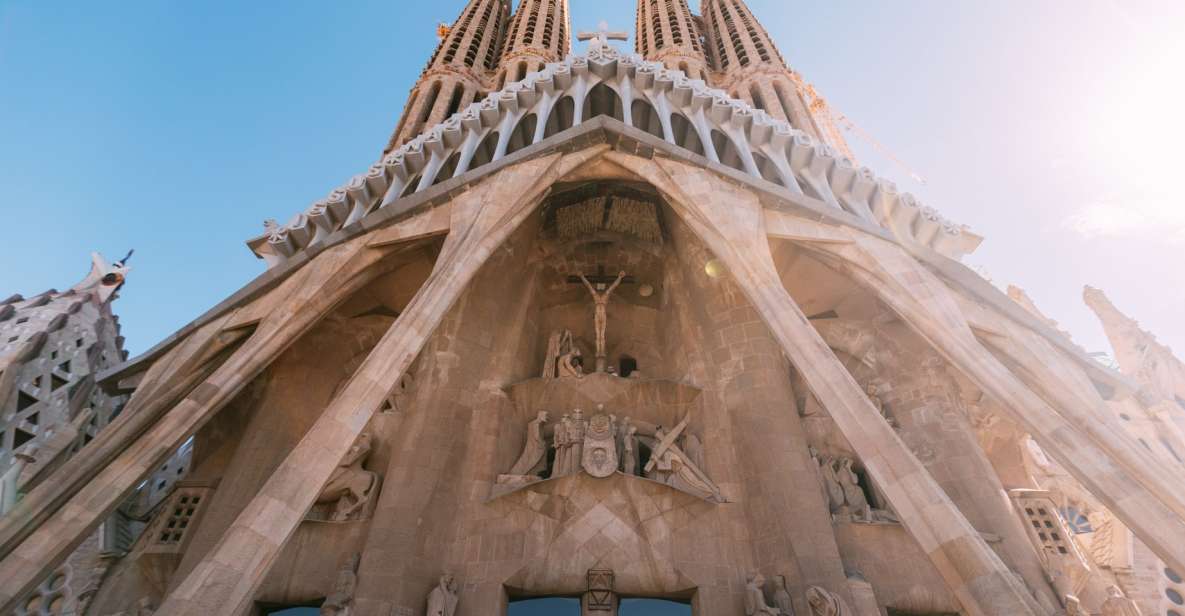 Barcelona Architecture Walking Tour With Casa Batllo Upgrade - Guided Tour Highlights