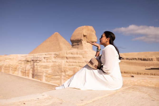 Cairo Female-guided Giza Pyramids, Sphinx, Museum and Bazaar Tour - Tour Inclusions