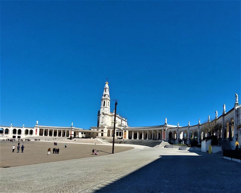 Fatima, Alcobaça and Nazaré Full Day Private Tour - Highlights of the Tour