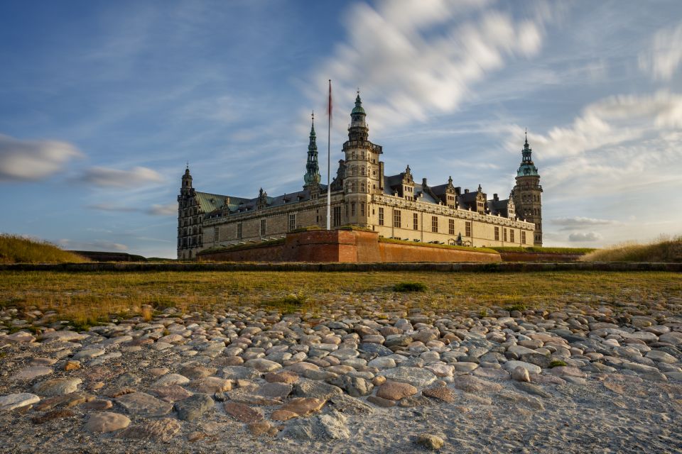 From Copenhagen: 4-hour Private Hamlet Castle Tour - Itinerary Highlights