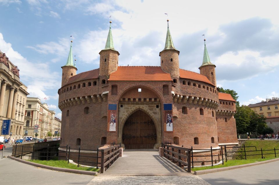 From Warsaw: Small-Group Tour to Krakow, Schindlers Factory - Itinerary Highlights