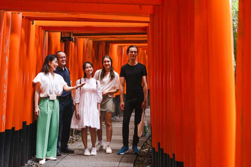 Fushimi Inari Taisha Shrine: Guided Walking Tour With Guide - Experience Highlights