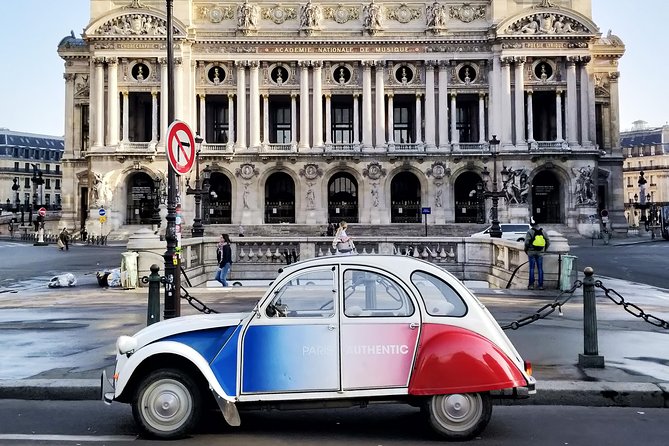 Half Day Trip in Paris in a Vintage and Convertible Car With a Parisian - Iconic Parisian Landmarks