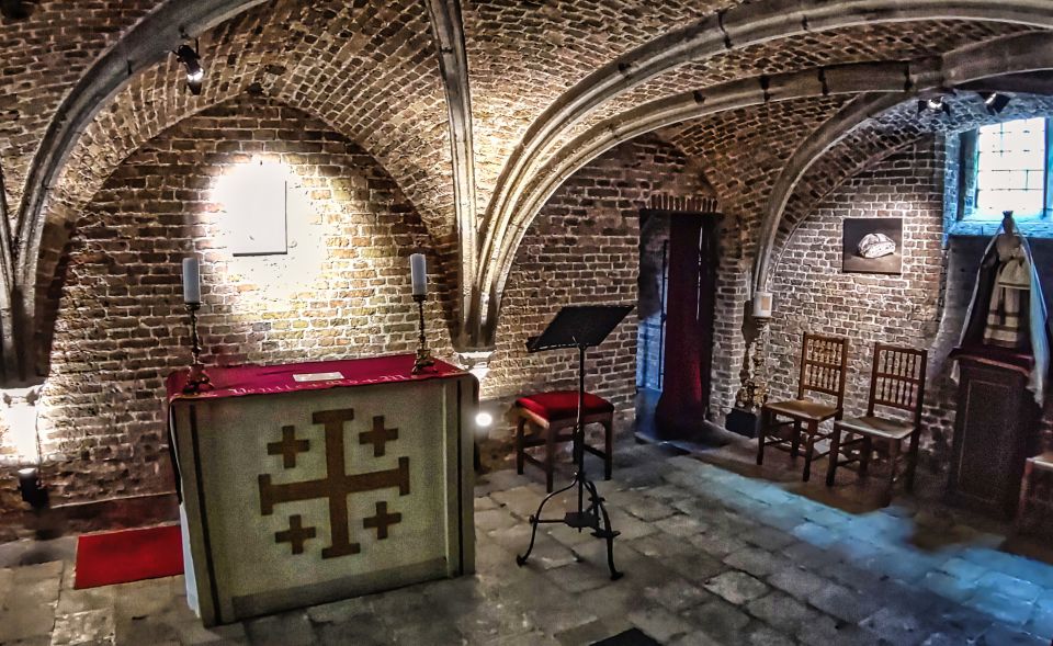 Historical Bruges: Chapel of Jerusalem and University of Commerce - Highlights and Attractions