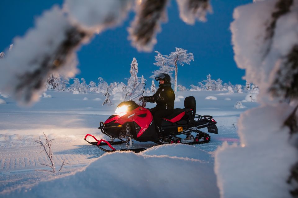 Levi: Evening Snowmobile Safari - Highlights of the Adventure