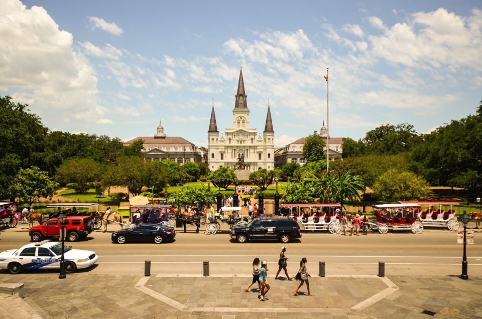 New Orleans Welcome Tour: Private Tour With a Local - Pickup and Private Experience