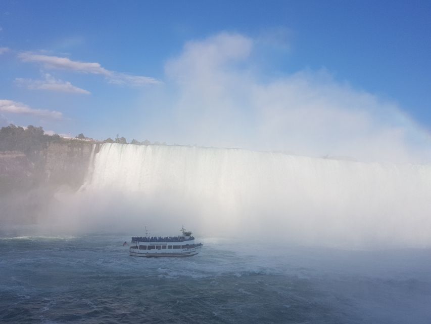 Niagara, Usa: Falls Tour & Maid of the Mist With Transport - Pickup and Drop-off