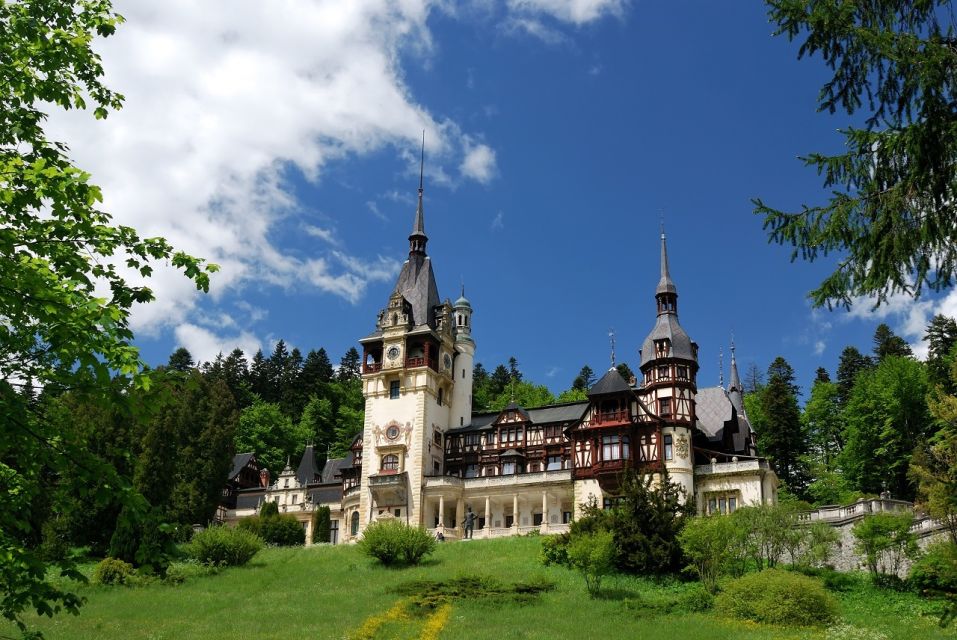 Peles Castle & Wine Tasting Tour - Full-Day From Bucharest - Itinerary Highlights