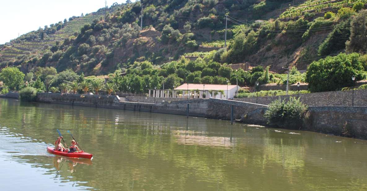 Pinhão: Douro Valley Rabelo Boat Tour and Kayak Experience - Itinerary Details