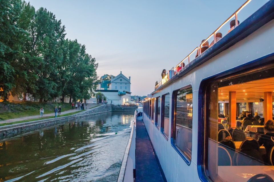 Prague: Sightseeing Boat Cruise With Buffet Dinner - Pricing and Reservations