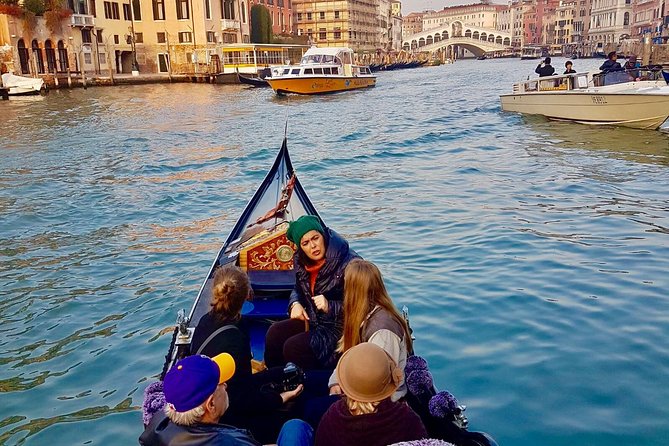 Private Guided Tour: Venice Gondola Ride Including the Grand Canal - Highlights of the Gondola Ride