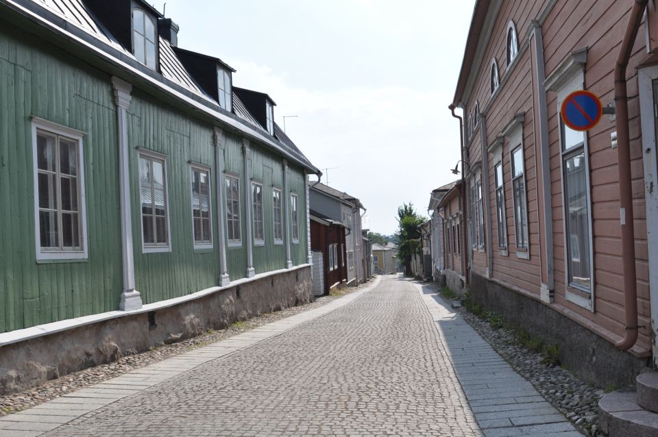 Private Tour From Helsinki: All Highlights & Medieval Porvoo - Porvoos Medieval Charm