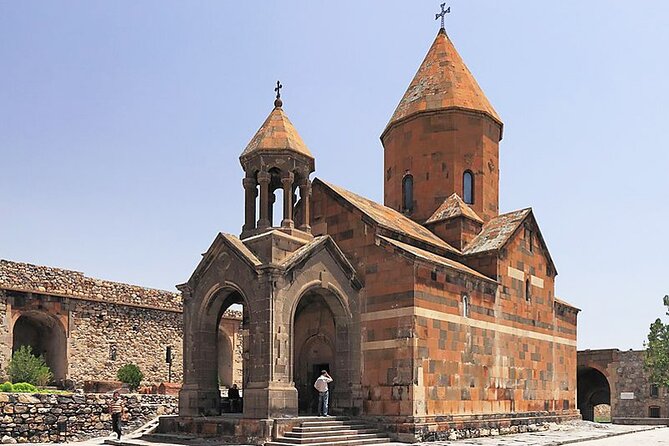 Private Tour to Khor Virap, Ancient Areni Cave or Areni Winery, Noravank - Meeting and Pickup