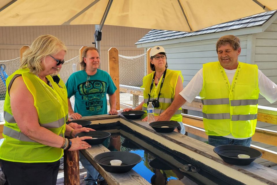 Skagway: City Highlights E-Bike Tour With Gold Panning - Tour Experience