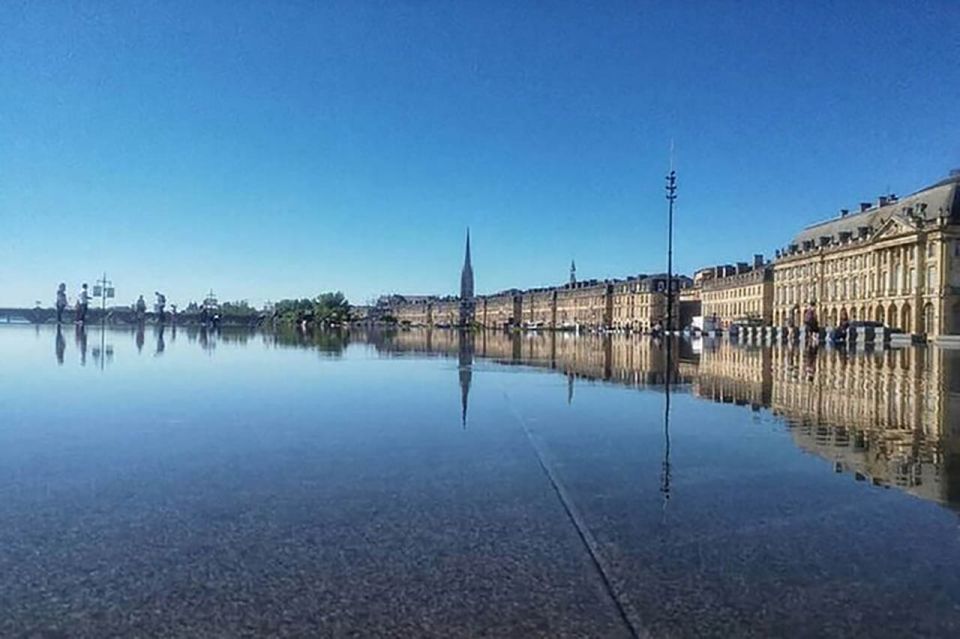 Tastes and Tales Morning Tour in Bordeaux - Highlights of the Tour