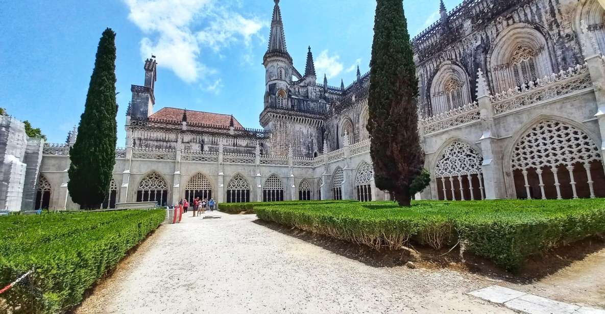 UNESCO Private Tour - Tomar, Batalha & Alcobaça - Convent of Christ Exploration