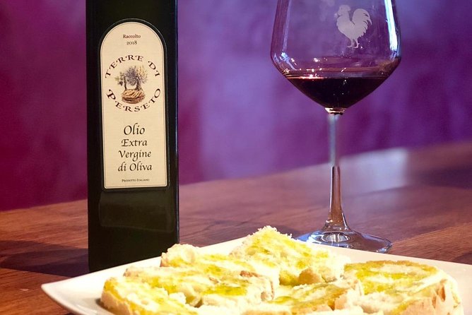 Wines, Cheeses & Bruschettas Tasting in Chianti (Tour at the Winery Included) - Review Summary