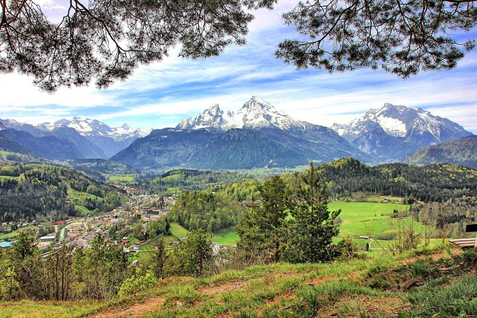 Berchtesgaden: Private Guided Walking Tour - Natural Beauty of the Surroundings