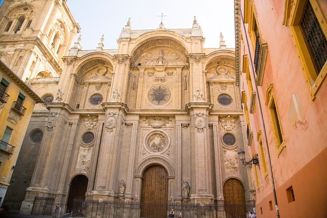 Best of Granada Guided Tour - La Madraza Palace