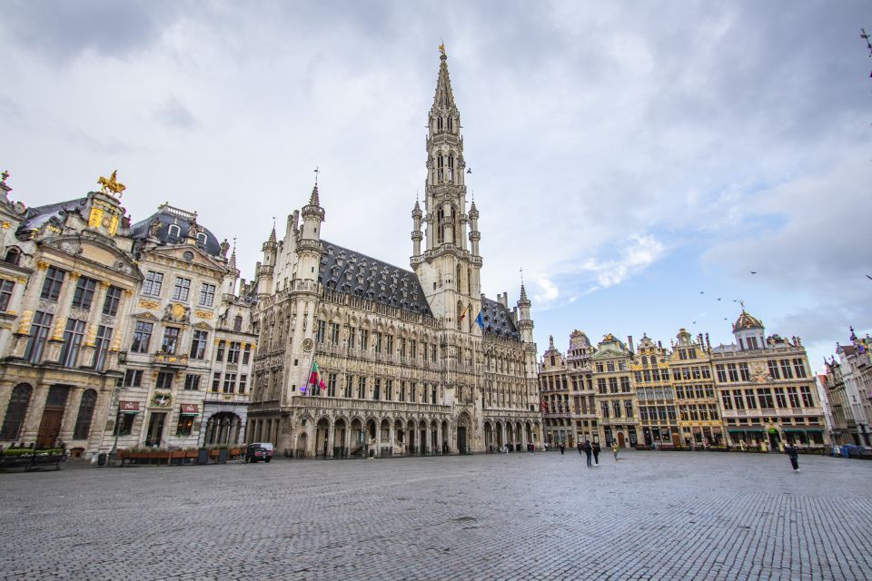 Brussels: Insta-Perfect Walk With a Local - Local Insights and Recommendations