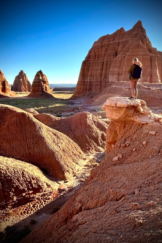 Cathedral Valley 4X4 Tour, Temples of the Sun and Moon 4 Hrs - Highlights