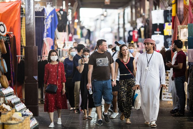 Dubai Aladdin Tour: Souks, Creek, Old Dubai and Tastings - Meeting and Pickup