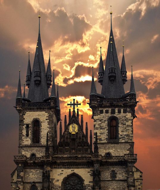 Evening Prague Castle Without Anybody - Experience Highlights